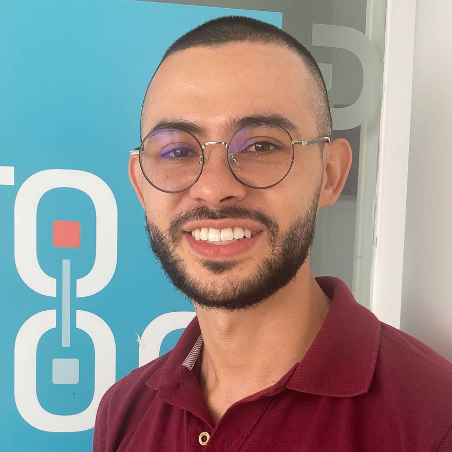 paciente de ortodoncia y blanqueamiento